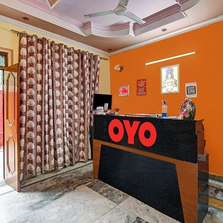 Oyo Galaxy Plaza Hotell Ghaziabad Exteriör bild